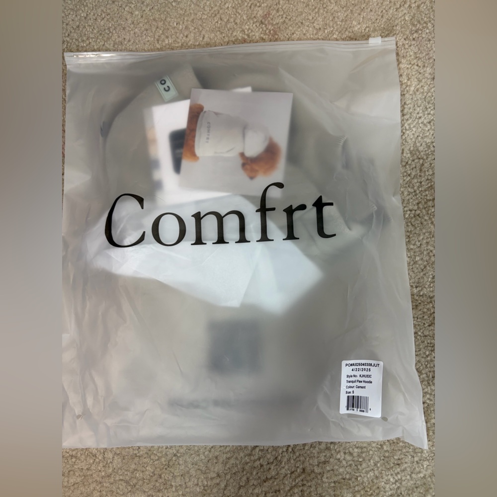 New Comfrt Tranquil Paw Hoodie Dog Sweatshirt Cement Small - Picture 5 of 6